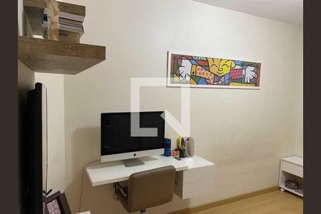 Apartamento à venda com 83m², 2 quartos e 1 vaga