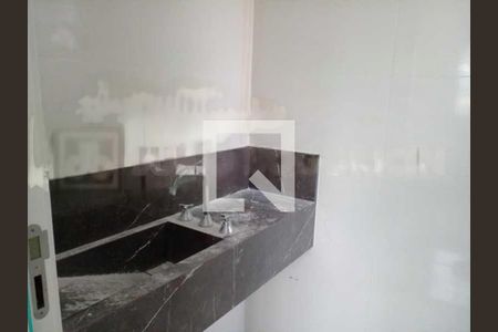 Apartamento à venda com 142m², 2 quartos e 1 vaga