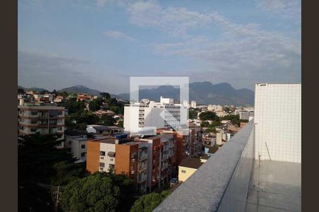 Apartamento à venda com 120m², 2 quartos e 1 vaga