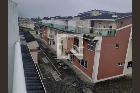 Casa de condomínio à venda com 72m², 3 quartos e 1 vaga