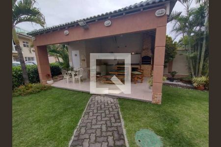 Casa de condomínio à venda com 72m², 3 quartos e 1 vaga