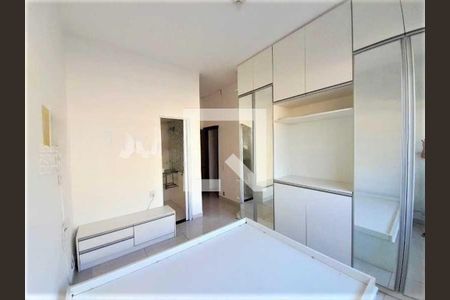 Casa à venda com 220m², 5 quartos e 3 vagas