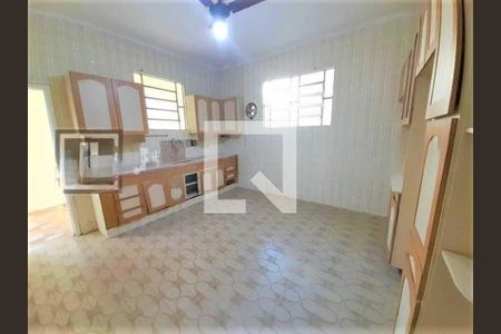 Casa à venda com 220m², 5 quartos e 3 vagas
