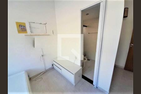 Casa à venda com 220m², 5 quartos e 3 vagas