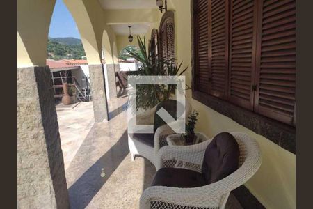 Casa de Condomínio à venda com 4 quartos, 400m² em Pechincha, Rio de Janeiro