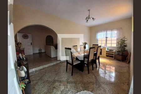 Casa de condomínio à venda com 256m², 3 quartos e 2 vagas