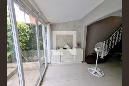 Casa à venda com 386m², 5 quartos e 3 vagas