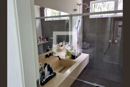 Casa à venda com 386m², 5 quartos e 3 vagas