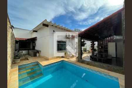 Casa à venda com 3 quartos, 173m² em Taquara, Rio de Janeiro