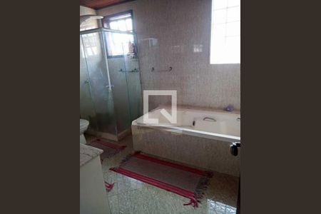 Casa de condomínio à venda com 360m², 4 quartos e 3 vagas