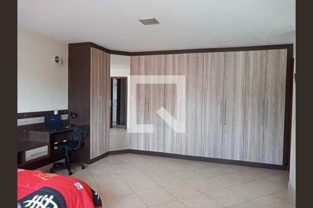 Casa de condomínio à venda com 360m², 4 quartos e 3 vagas