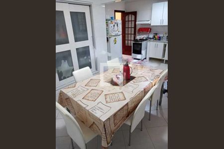 Casa de condomínio à venda com 360m², 4 quartos e 3 vagas