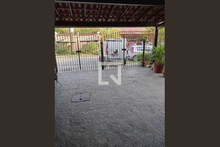 Casa de condomínio à venda com 360m², 4 quartos e 3 vagas