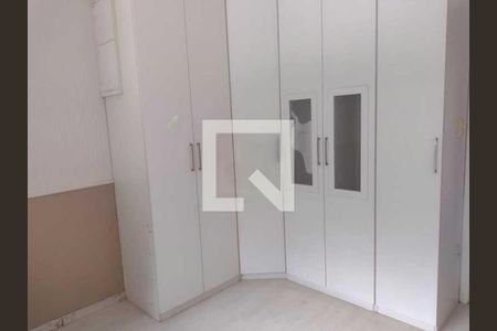 Casa de condomínio à venda com 160m², 3 quartos e 1 vaga