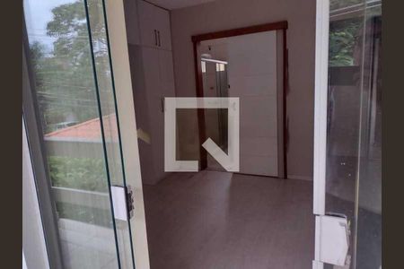 Casa de condomínio à venda com 160m², 3 quartos e 1 vaga