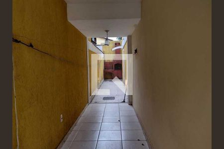 Casa de condomínio à venda com 160m², 3 quartos e 1 vaga
