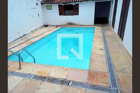 Casa de condomínio à venda com 473m², 3 quartos e 3 vagas