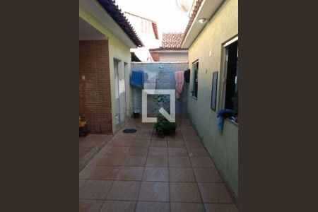 Casa de condomínio à venda com 79m², 2 quartos e 1 vaga