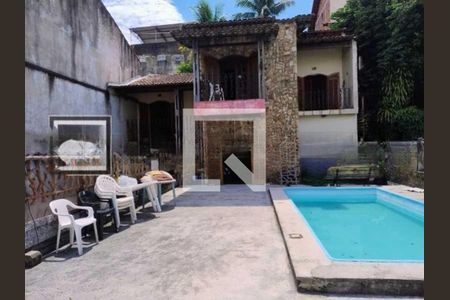 Casa à venda com 260m², 2 quartos e 4 vagas