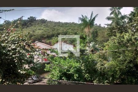 Casa de condomínio à venda com 274m², 4 quartos e 2 vagas