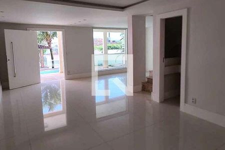 Casa de Condomínio à venda com 3 quartos, 344m² em Pechincha, Rio de Janeiro