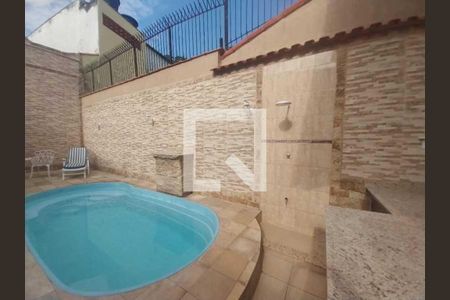 Casa à venda com 230m², 3 quartos e 3 vagas