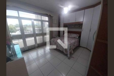 Casa à venda com 230m², 3 quartos e 3 vagas