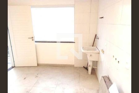 Casa de condomínio à venda com 123m², 2 quartos e 1 vaga