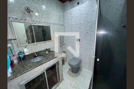 Casa à venda com 182m², 5 quartos e 1 vagaBanheiro 1