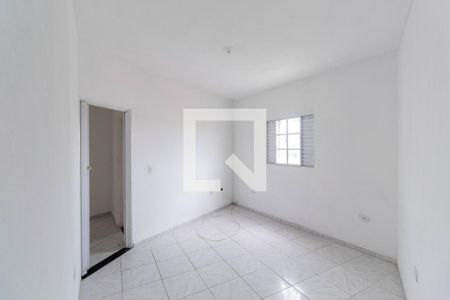 Quarto 1 de casa para alugar com 2 quartos, 500m² em Vila Ré, São Paulo