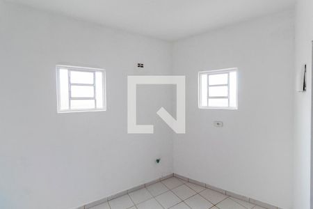 Casa para alugar com 500m², 2 quartos e 10 vagas Casa para alugar com 500m², 2 quartos e 10 vagasCloset