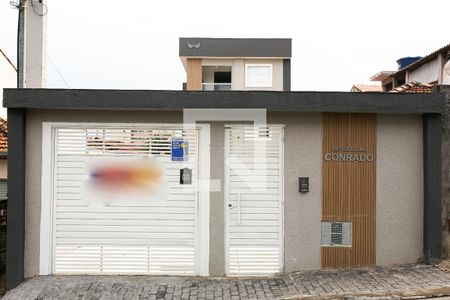 Apartamento para alugar com 40m², 2 quartos e 1 vaga Apartamento para alugar com 40m², 2 quartos e 1 vagaFachada