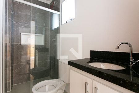 Apartamento para alugar com 40m², 2 quartos e 1 vaga Apartamento para alugar com 40m², 2 quartos e 1 vagaBanheiro
