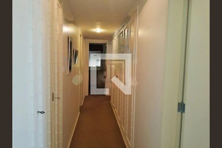 Apartamento à venda com 231m², 4 quartos e 2 vagas