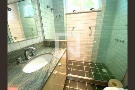 Casa à venda com 493m², 3 quartos e 3 vagas