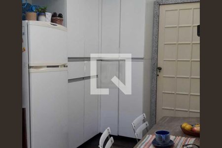 Casa à venda com 292m², 5 quartos e 2 vagas