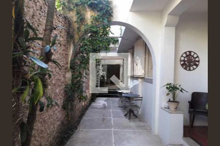 Casa à venda com 292m², 5 quartos e 2 vagas