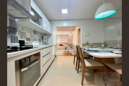 Apartamento à venda com 3 quartos, 136m² em Leblon, Rio de Janeiro