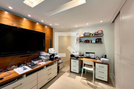 Suite 1 de apartamento à venda com 3 quartos, 156m² em Laranjeiras, Rio de Janeiro