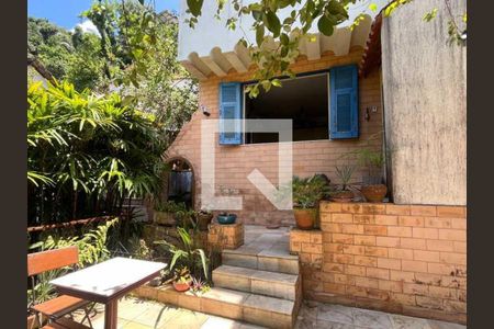 Casa à venda com 4 quartos, 259m² em Cosme Velho, Rio de Janeiro