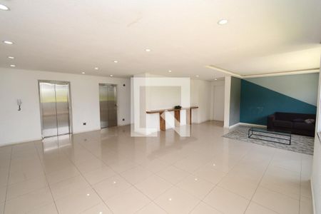 Apartamento para alugar com 64m², 2 quartos e 1 vagaHall social