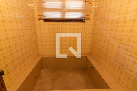 Casa para alugar com 750m², 4 quartos e 5 vagasBanheiro da Suíte