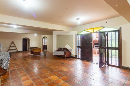 Casa para alugar com 750m², 4 quartos e 5 vagasÁrea Gourmet