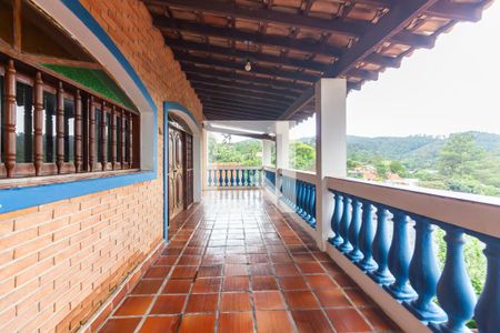 Casa para alugar com 750m², 4 quartos e 5 vagasSacada