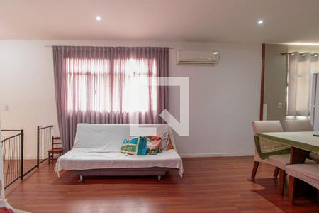 Sala de casa de condomínio à venda com 3 quartos, 200m² em Itanhangá, Rio de Janeiro