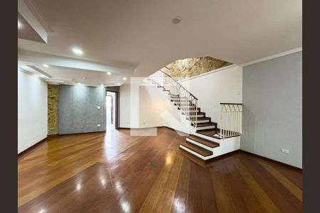 Foto 01 de casa à venda com 3 quartos, 250m² em Baeta Neves, São Bernardo do Campo