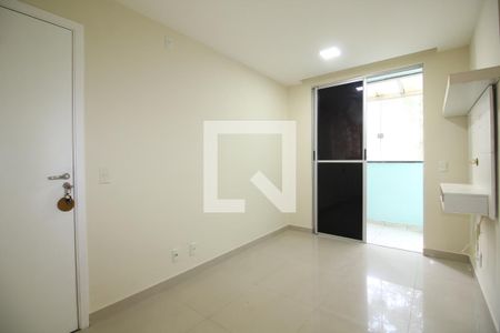 Sala de apartamento à venda com 2 quartos, 46m² em Taquara, Rio de Janeiro