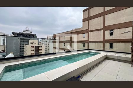 Studio à venda com 25m², 1 quarto e sem vagaPiscina