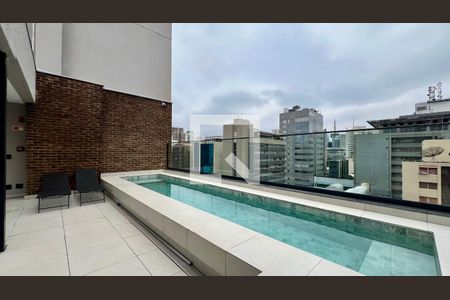 Studio à venda com 25m², 1 quarto e sem vagaPiscina