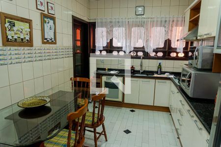 Casa de condomínio para alugar com 400m², 3 quartos e 4 vagas Casa de condomínio para alugar com 400m², 3 quartos e 4 vagasCozinha